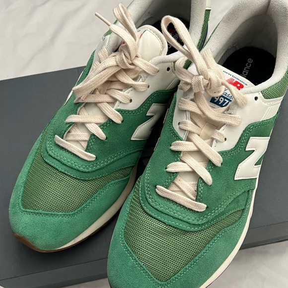 NEW BALANCE 997H classics men’s size 11 - Picture 1 of 6